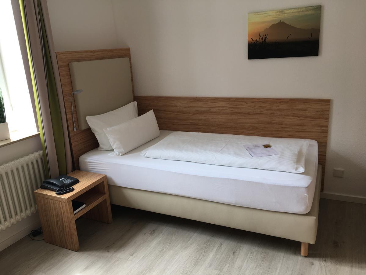 Alt Hotel Warburg