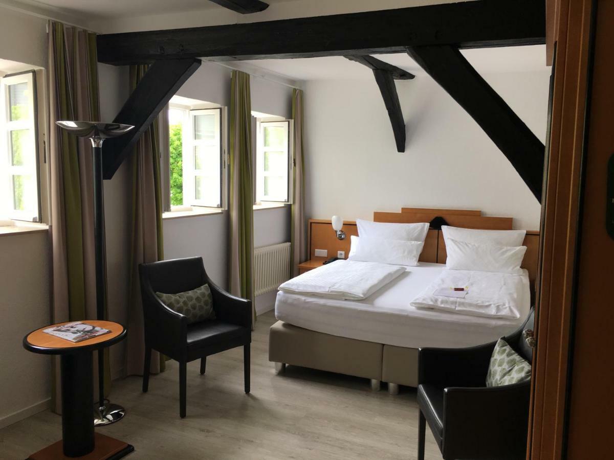 Alt Hotel 3*